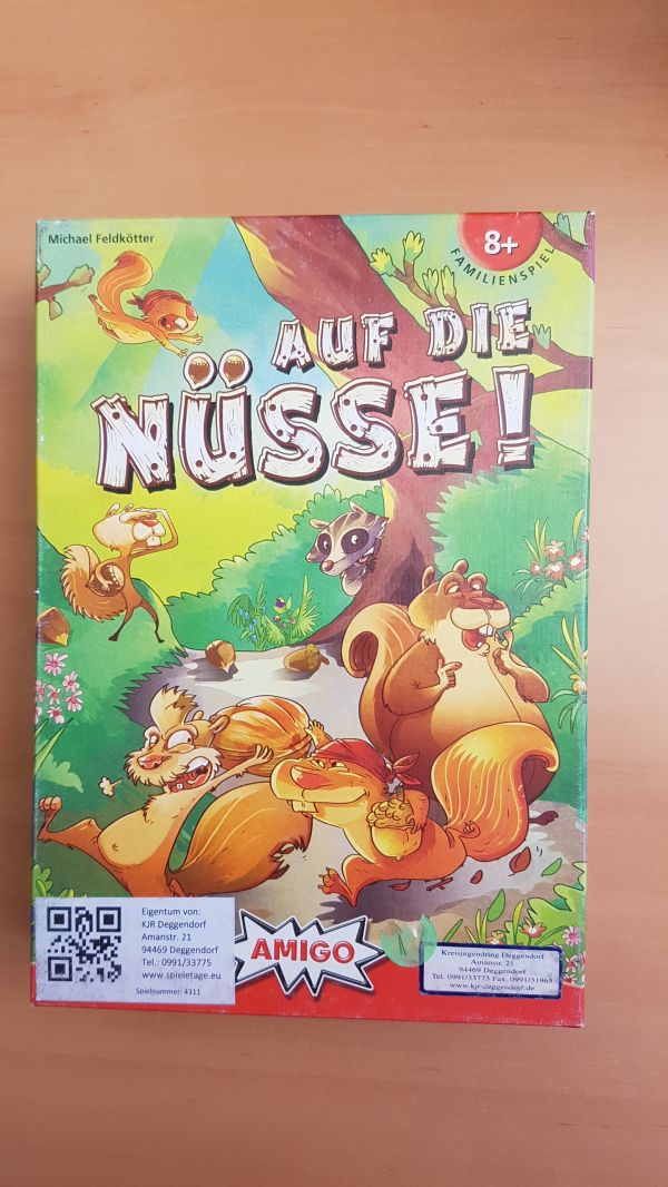 Bild #1 Auf die Nüsse!