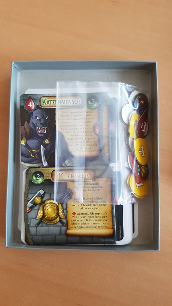 Bild #2 Epic PvP Erweiterung 2: Halbling, Katzenmensch, Ritter & Kleriker 