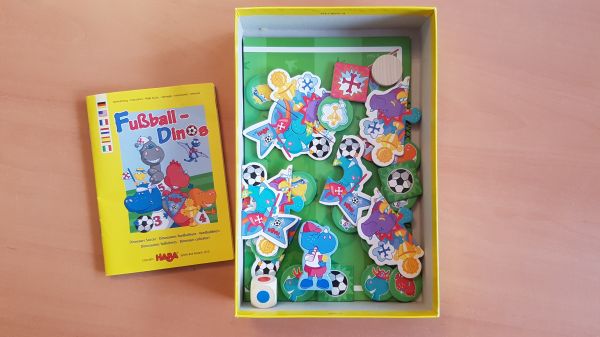 Bild #2 Fußball-Dinos