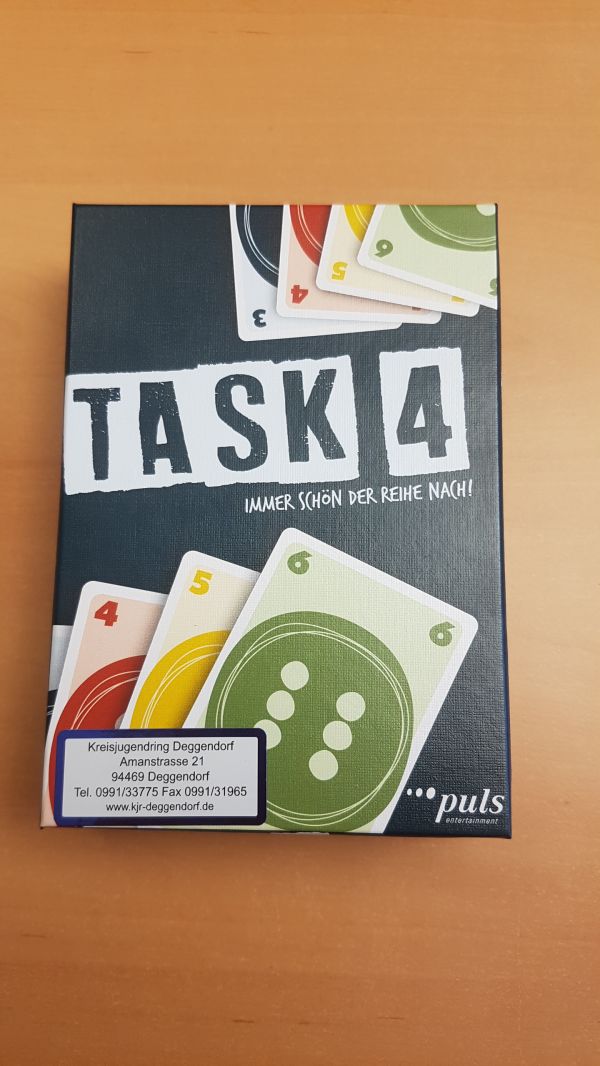 Bild #1 Task 4 - Immer schön der Reihe nach!