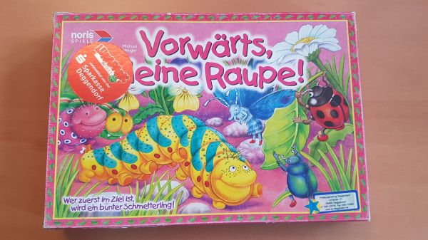 Bild #1 Vorwärts, kleine Raupe 